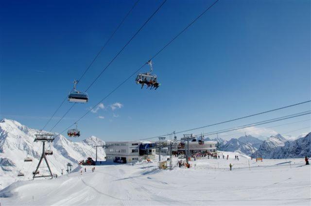 Pension Almrausch Neustift im Stubaital Ngoại thất bức ảnh